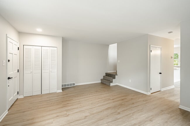 Building Photo - 61 Pennsylvania Ave