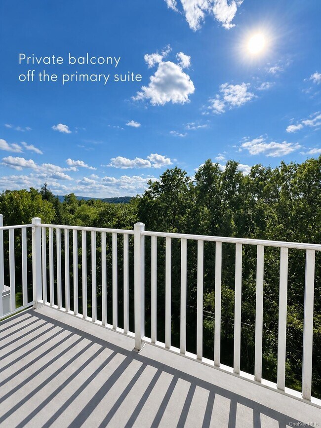 Building Photo - 1115 Balsam Dr