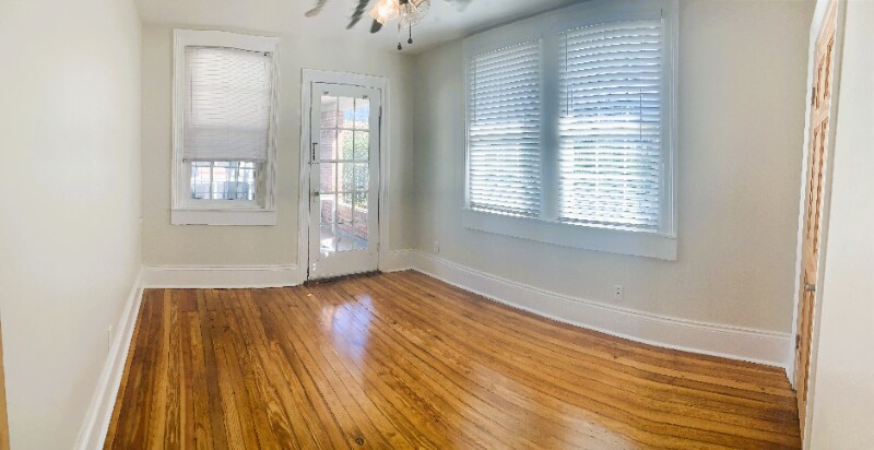 Building Photo - 7114 Freret St