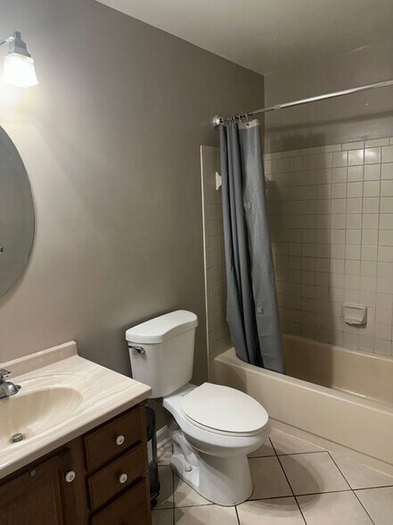 Building Photo - 3829 Salemway Ct