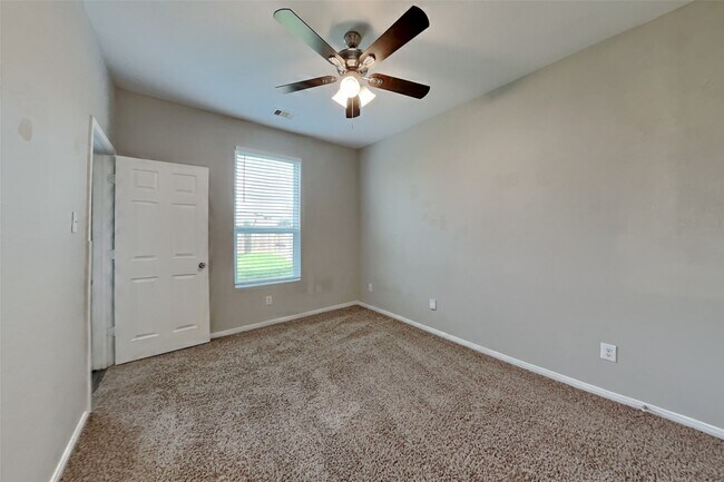 Building Photo - 2544 Elm Crossing Trail