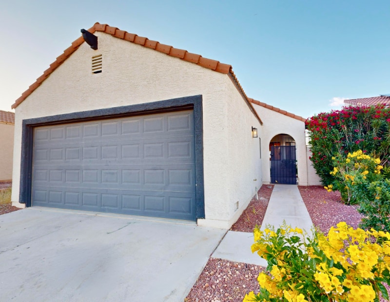 Building Photo - 7804 Sparkle Ave