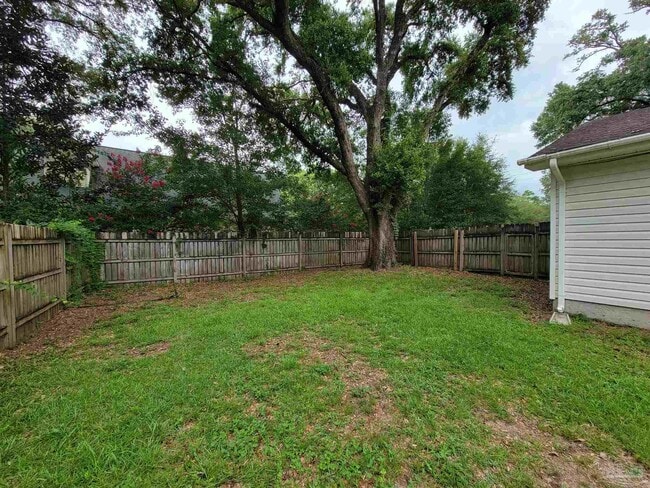 Building Photo - 5505 Berryhill Rd