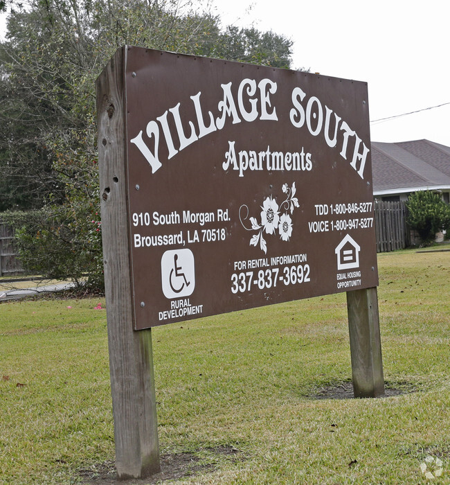 Signage - Village South Townhomes