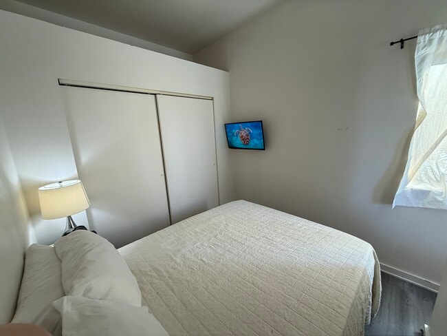 Building Photo - 87-3186-3186 Carissa Rd