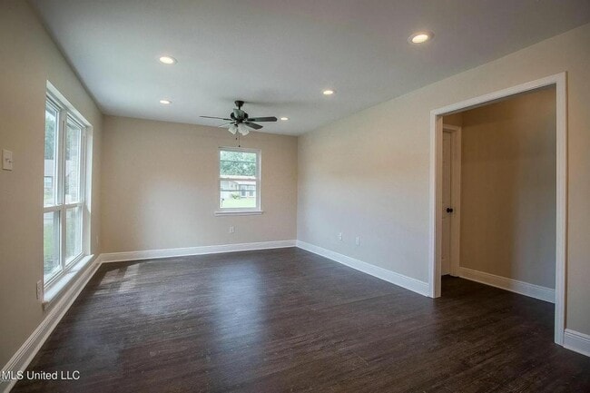 Building Photo - 3508 Nunnally St