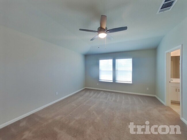 Building Photo - 5503 Shasta Pl