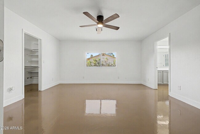 Building Photo - 16223 N 40th Pl