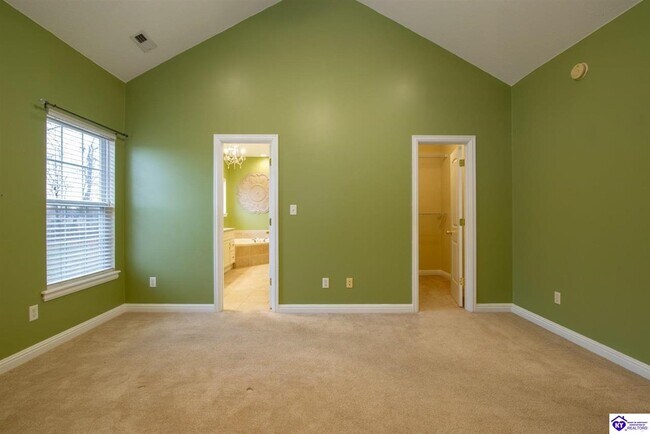 Building Photo - 45 Crosslin Ct