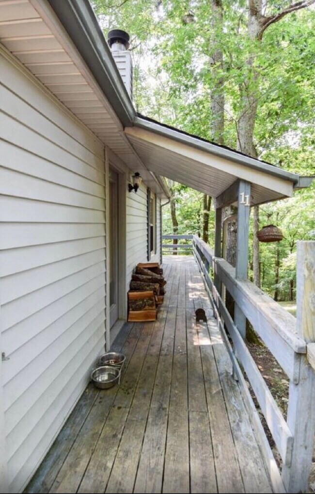 Building Photo - "Charming 2-Bedroom Retreat with Spacious 1200 Sq Ft Layout in Scenic Carthage!" Lake Front views...
