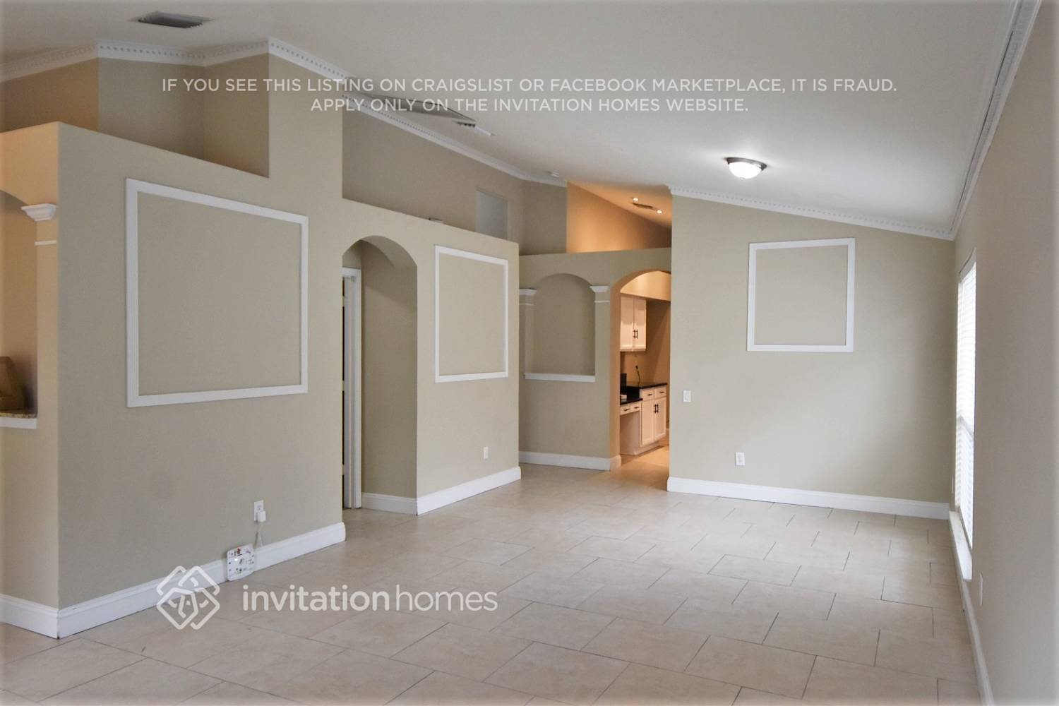 Building Photo - 10206 Hunters Haven Blvd