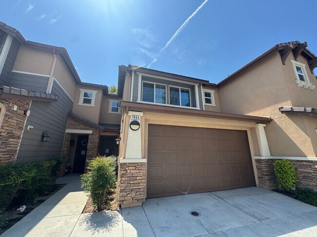 Building Photo - 7866 Marbil Ln