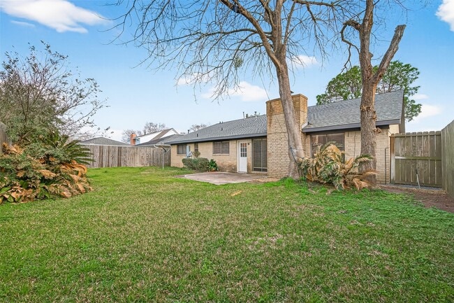 Building Photo - 21318 Park Brook Dr