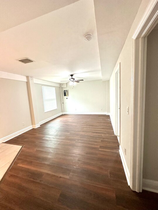 Building Photo - 18478 Tulip Rd