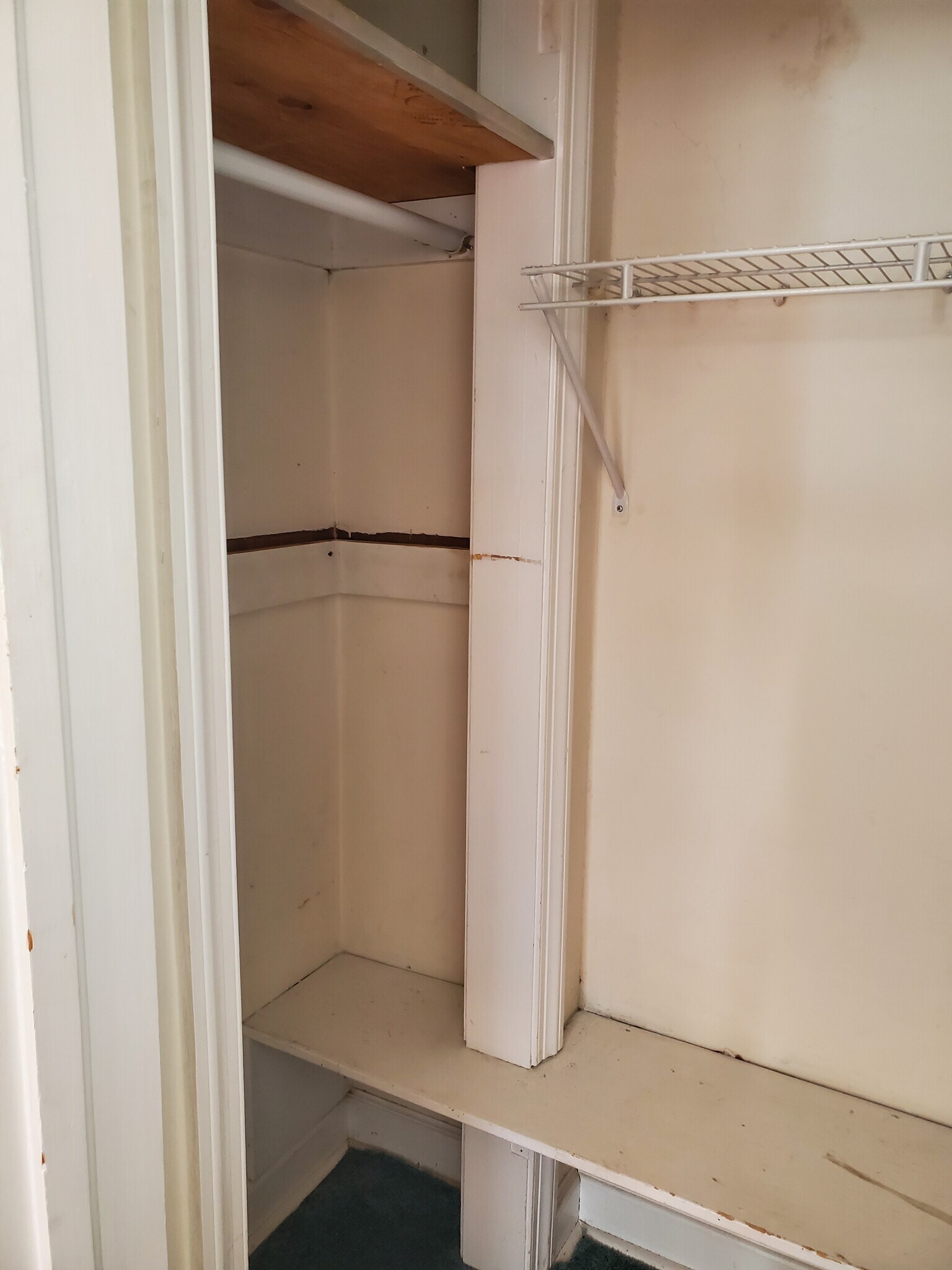 Building Photo - 2411 Patane Ave