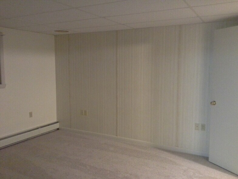 Building Photo - 119 Valley View Dr