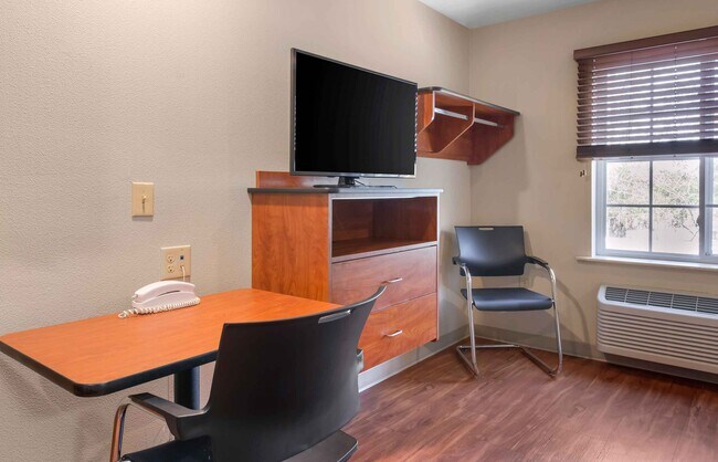 Building Photo - Furnished Studio-Oklahoma City - Bethany