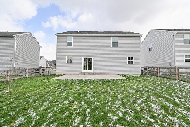 Building Photo - 5697 Julia Kate Dr