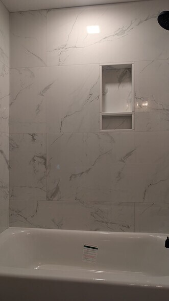 Building Photo - 25 Red Bud Rd