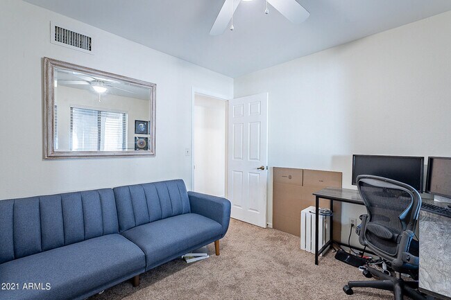 Building Photo - 4353 E Pearce Rd