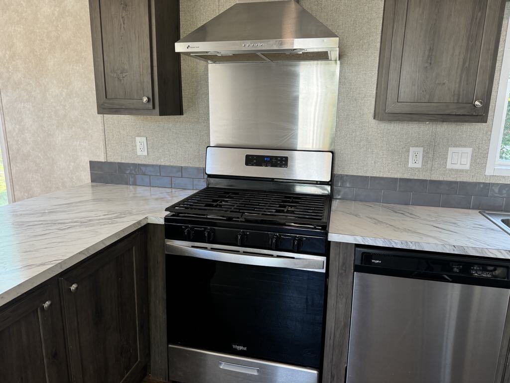 Building Photo - 2042 Marmoor Dr