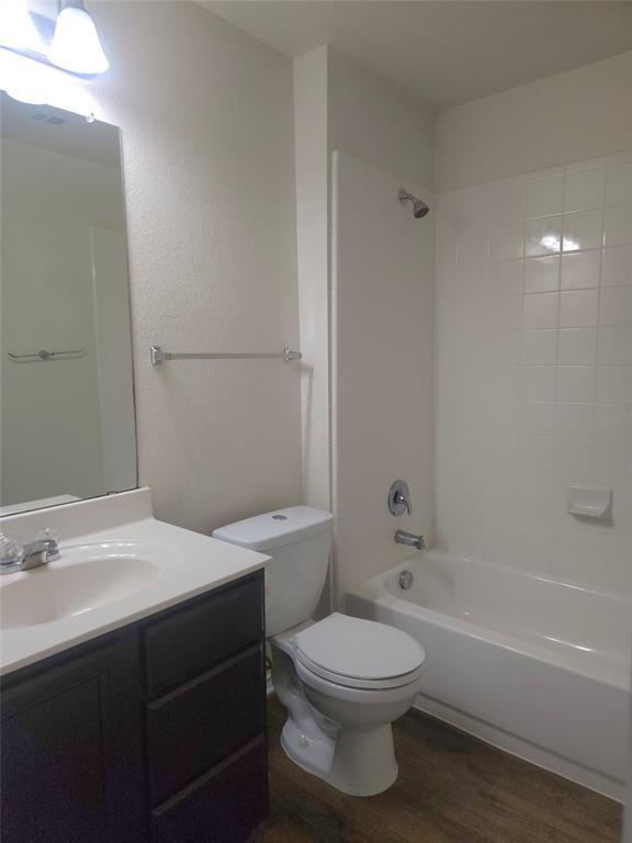 Building Photo - 160 Rummel Dr