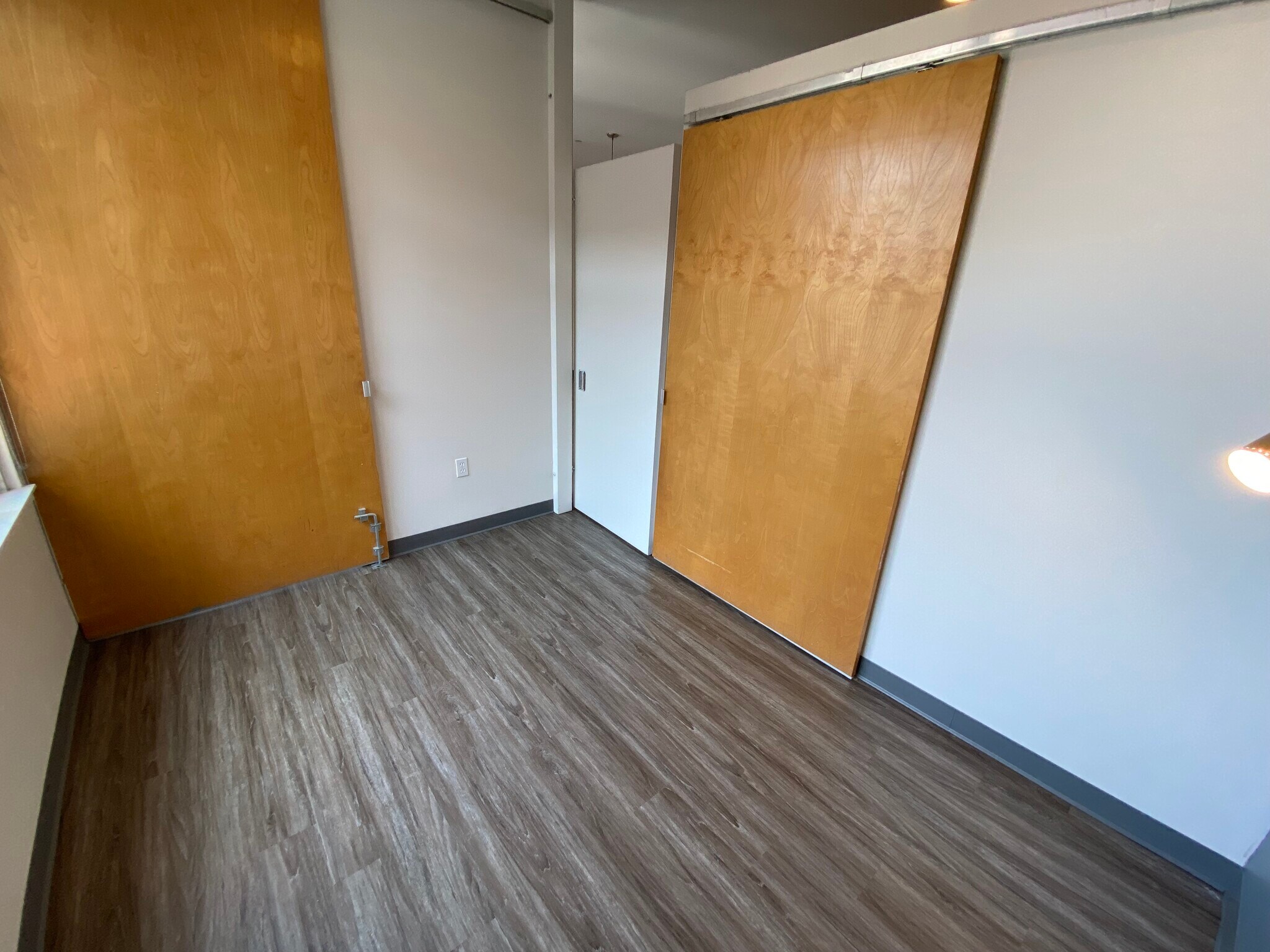 Building Photo - 147 E Berkeley St