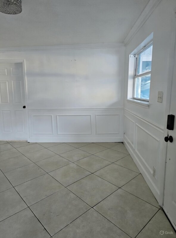 Building Photo - 1832 Callahan St