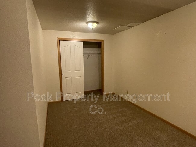 Building Photo - 1007 Cuerto Ln