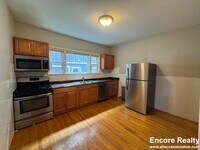 Building Photo - 23 Tufts St