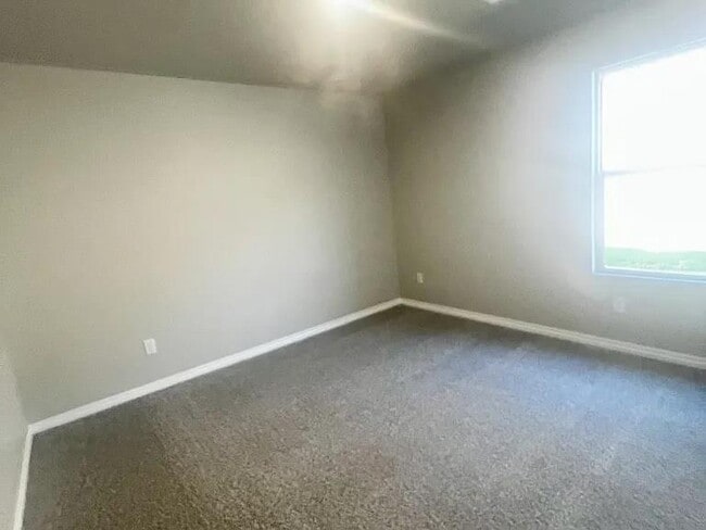 Building Photo - 2765 Alice Wy