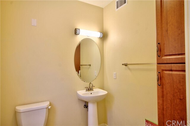 Building Photo - 42081 3rd St