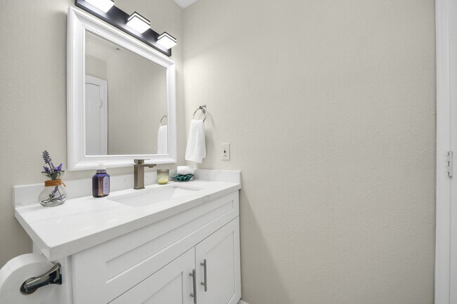 Building Photo - 2001 Bering Dr