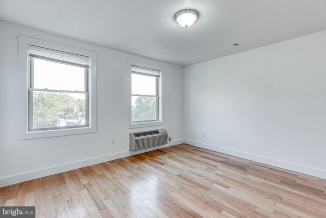 Building Photo - 4122 Haverford Ave