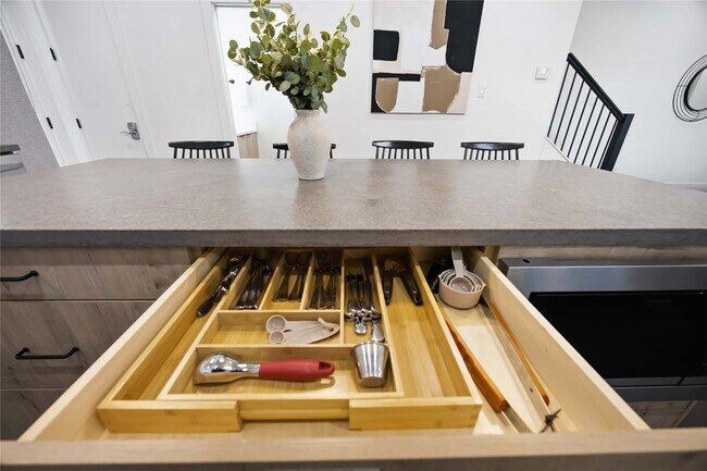 Building Photo - 4209 McKinney St