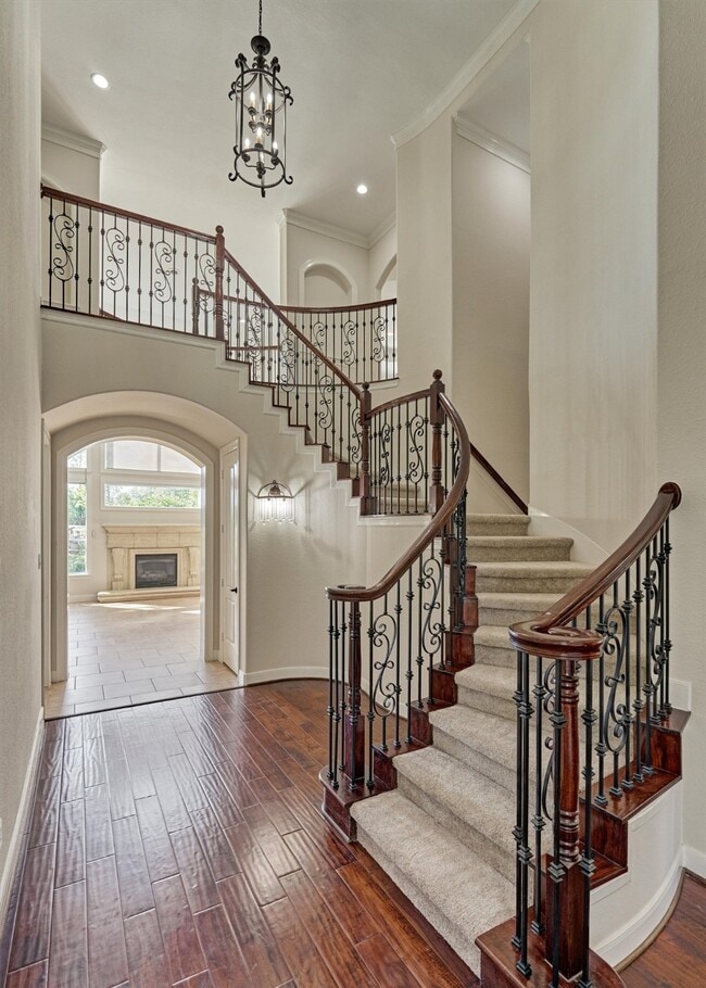 Building Photo - 23 Player Oaks Pl