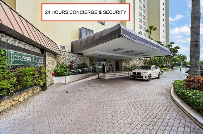 Building Photo - 11111 Biscayne Blvd