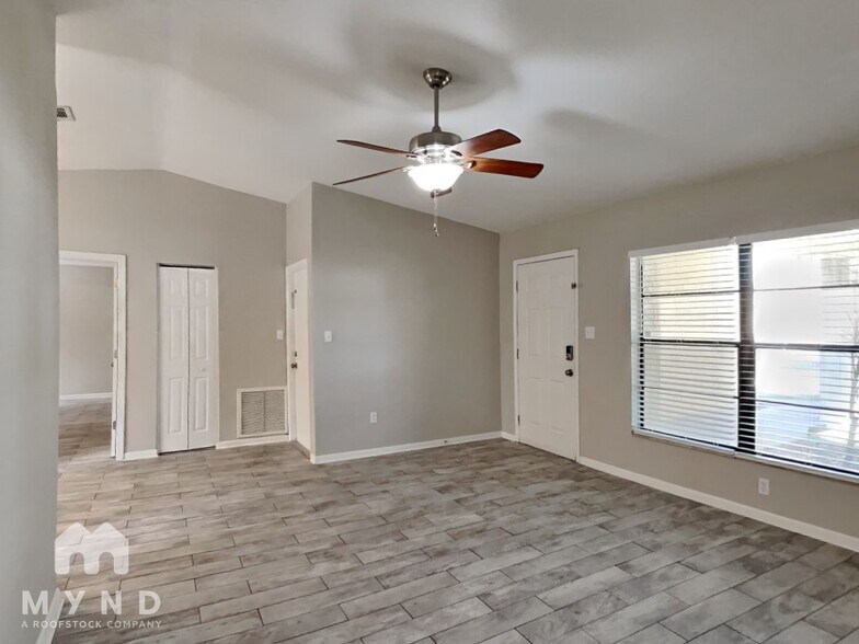 Building Photo - 509 Bryan Valley Ct