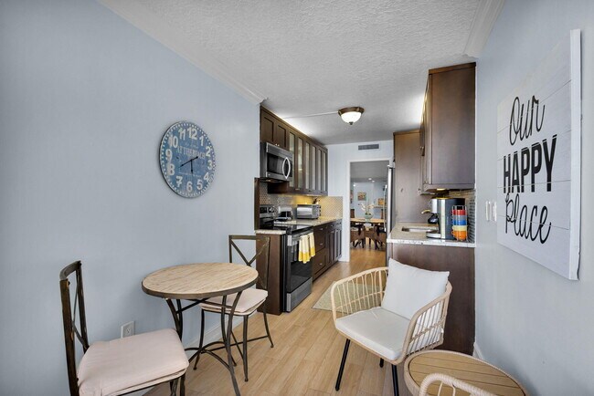 Building Photo - 4200 N Ocean Dr