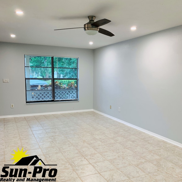 Building Photo - 980 Canal View Blvd