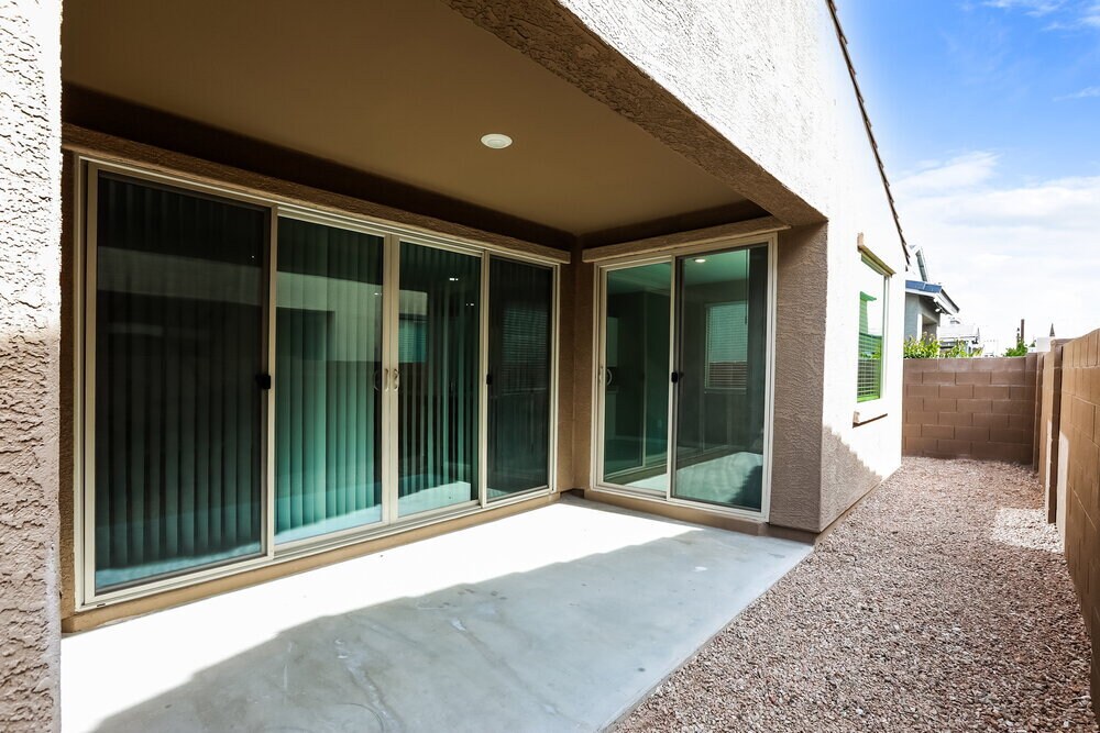 Building Photo - 9259 E Static Ave