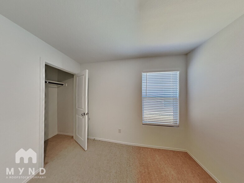 Building Photo - 155 Jethro Ln