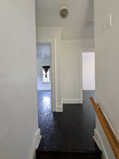 Building Photo - 1813 Converse St