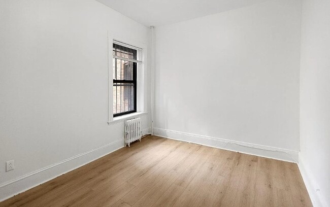 Building Photo - 868 Huntington Ave