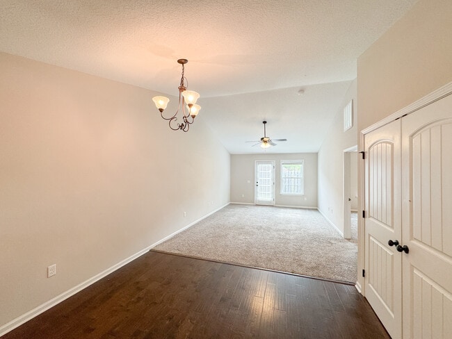 Building Photo - 119 Buckhaven Way