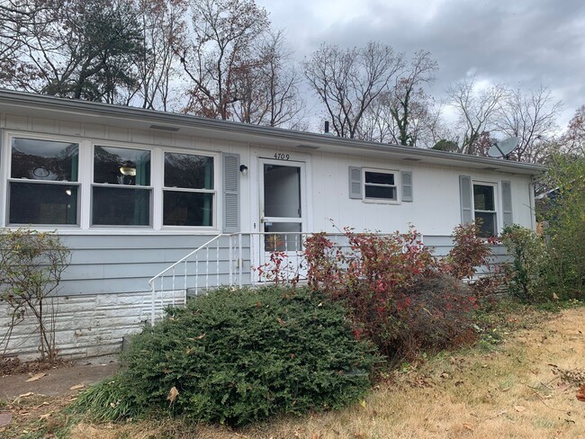 Building Photo - 3 Bedroom Home in Hixson