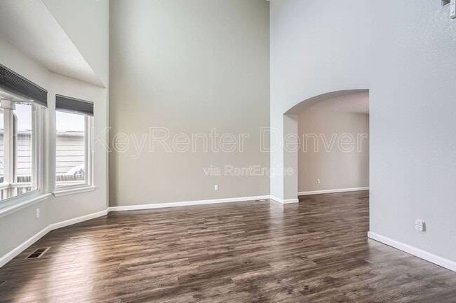 Building Photo - 5742 W 114th Pl