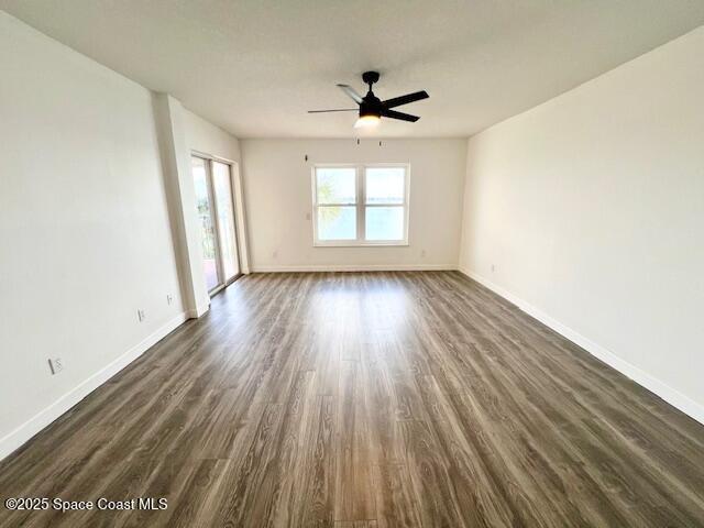 Building Photo - 102 Riverside Dr