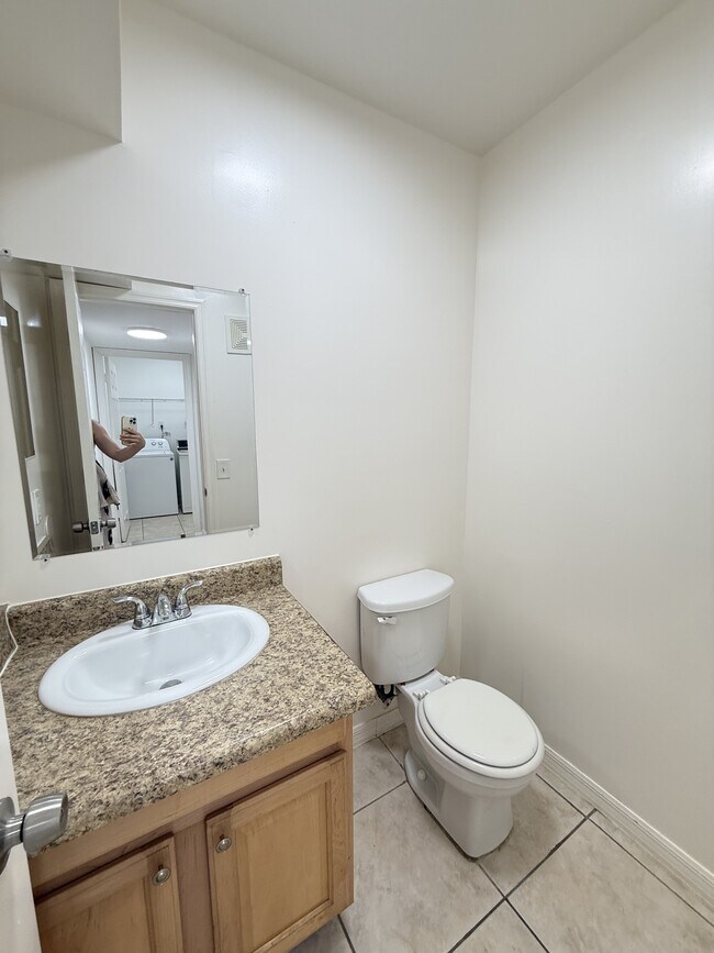 Building Photo - 2912 NW 55th Ave