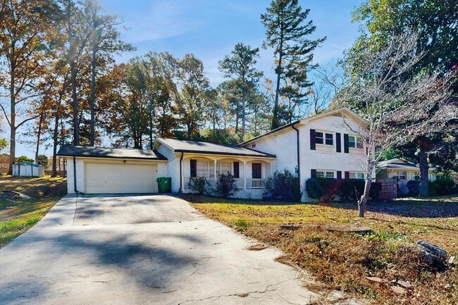 Building Photo - 693 Tahoe Cir